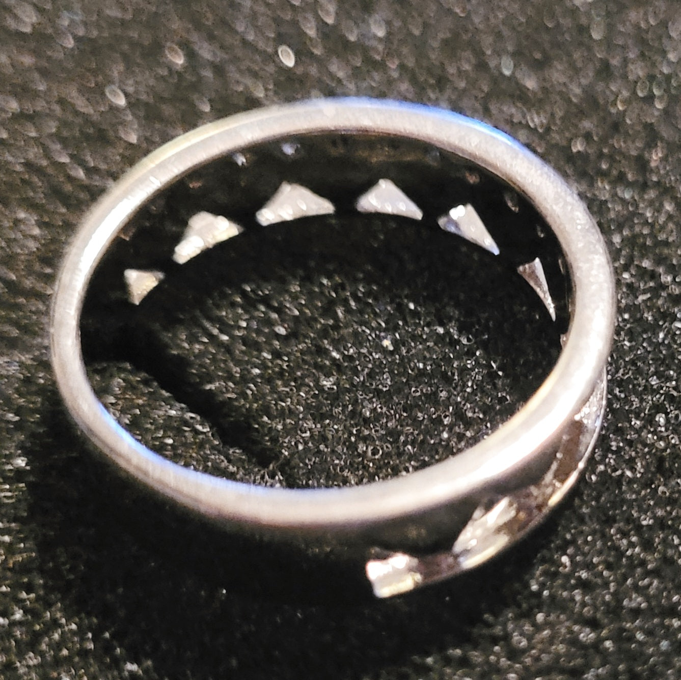 Beautiful Silver Multiple Heart Ring Band Ring *Size 8
