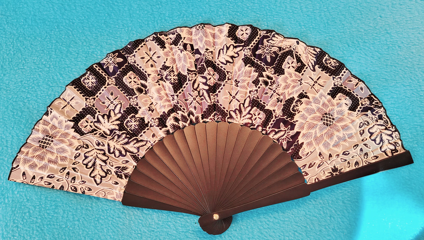 Beautiful Vintage Silk Blue Floral Hand Fan