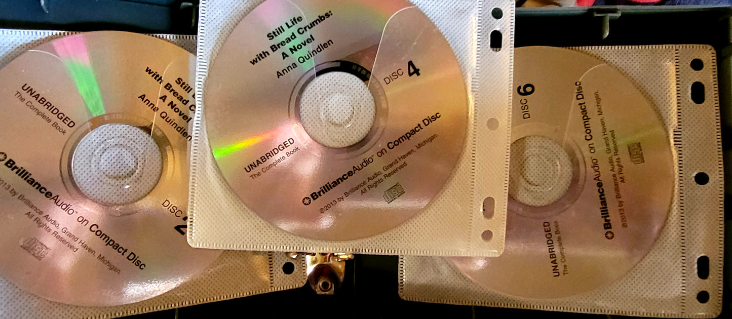 Still Life with Bread Crumbs *Anna Quindlen (AudioBook)