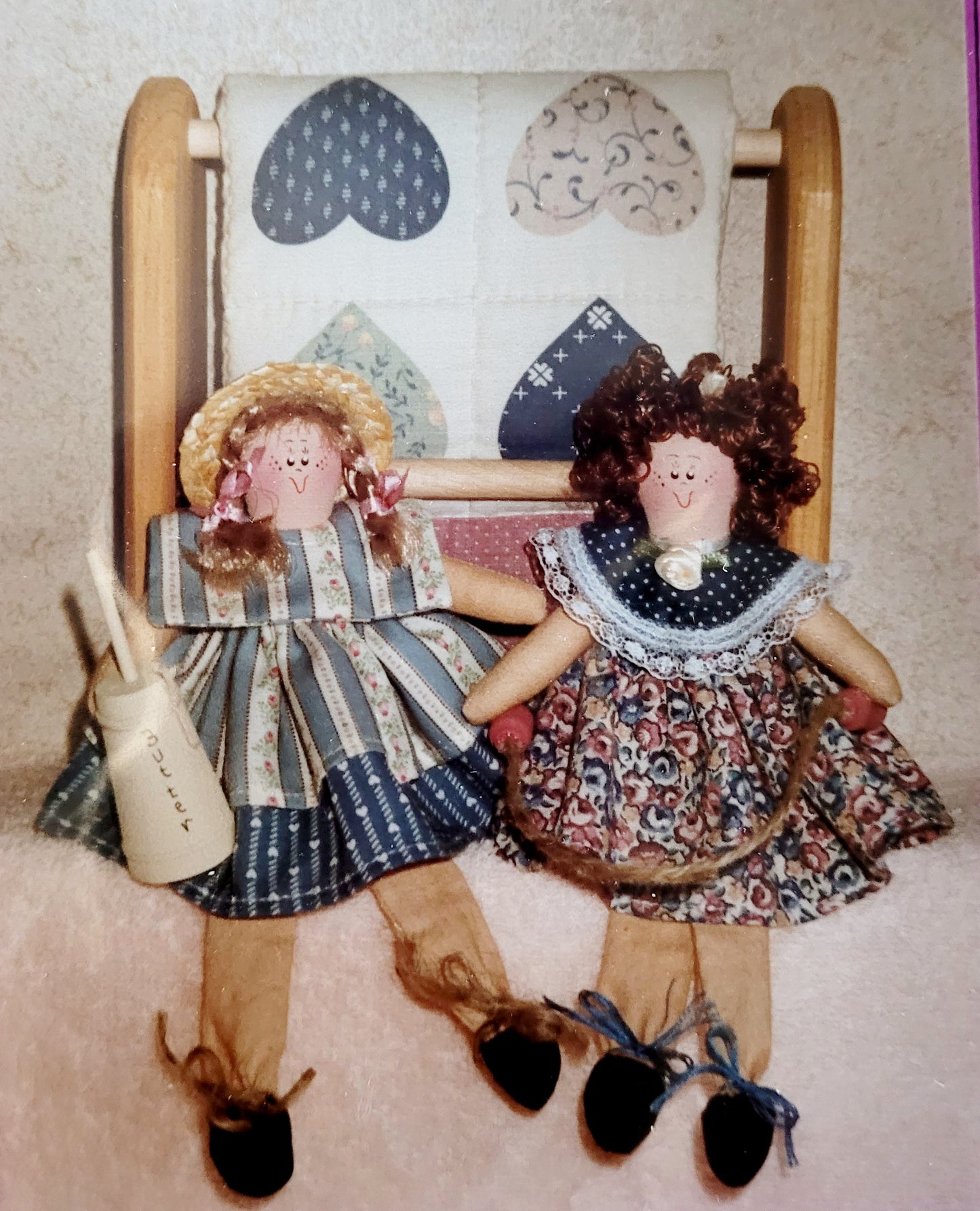 "Wood'n'Yarn Collectables" (Country Bowling Pin Dolls) #106 @1992