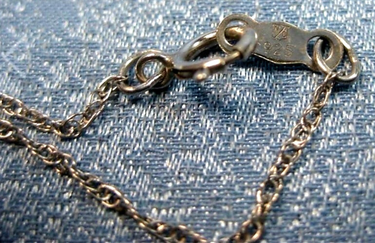 Beautiful .925 Sterling Silver & CZ Ribbon Form Pendant 18" Necklace