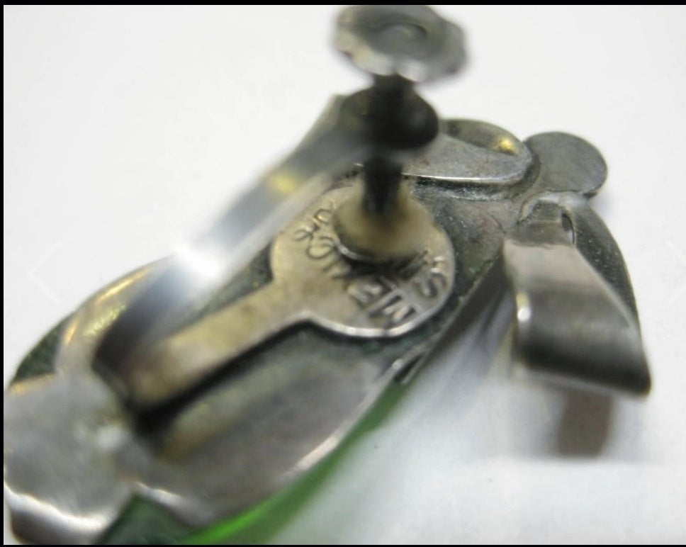 Beautiful Vintage Sterling Silver & Green Glass Earrings *Hallmarked