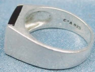 Eye-Catching Sterling Silver Black Onyx Ring *Size 9.5