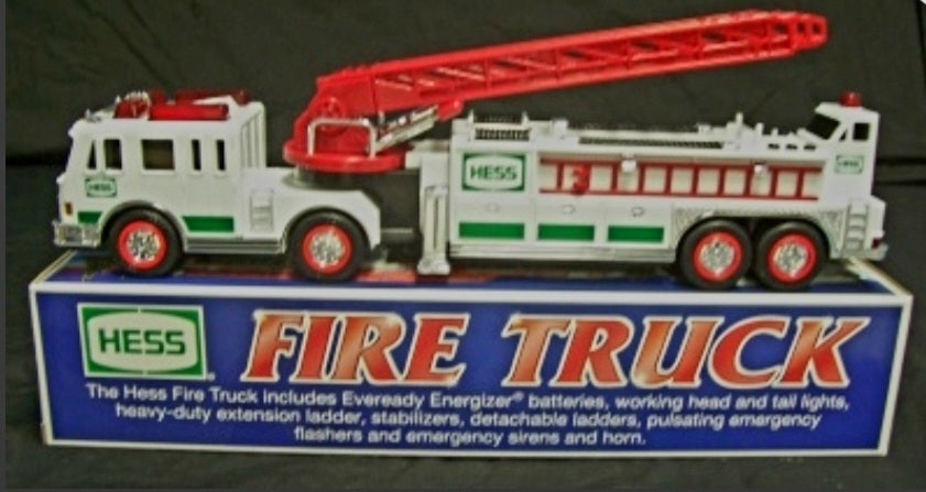 NIB (16") 2000 Hess Oil Toy Truck w/ Sirens, Horn, Lights