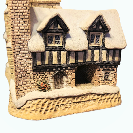 Nice *1989 David Winter Special Edition Cottage: "A Christmas Carol" (COA)