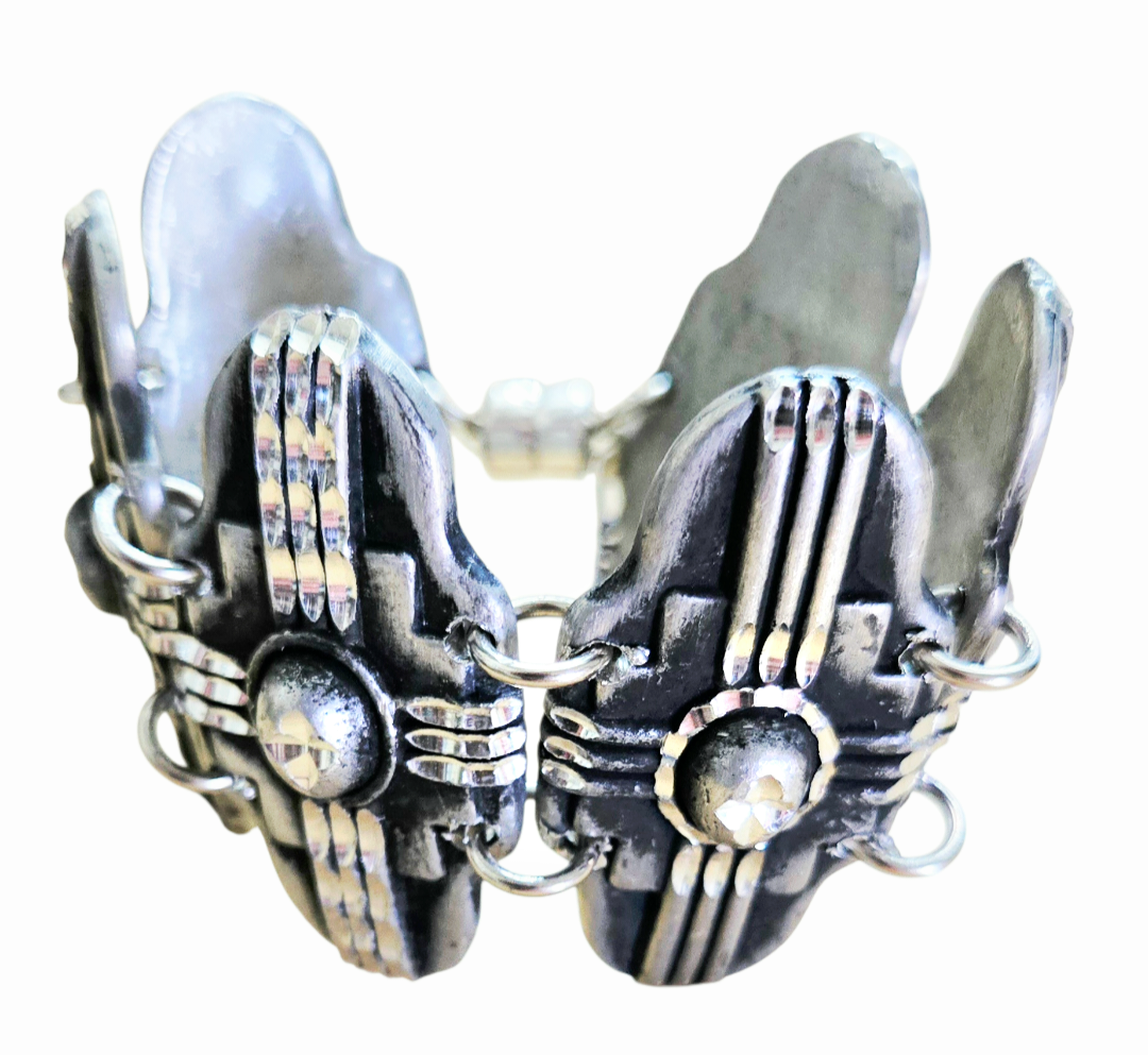 Vintage *Shield Panel Link Art Deco Bracelet Unmarked Mexico Magnetic Closure