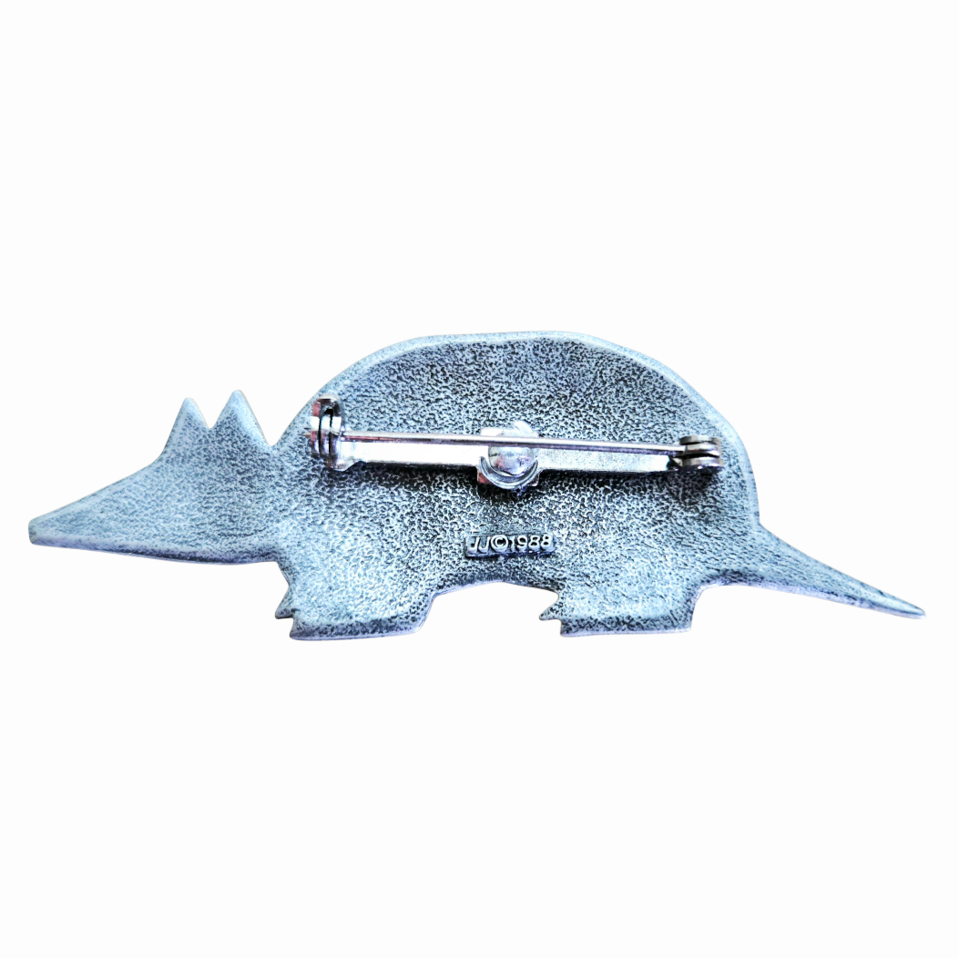 Vintage *Hammered Pewter Armadillo Brooch Southwestern Pin (JJ Jonette 1988)