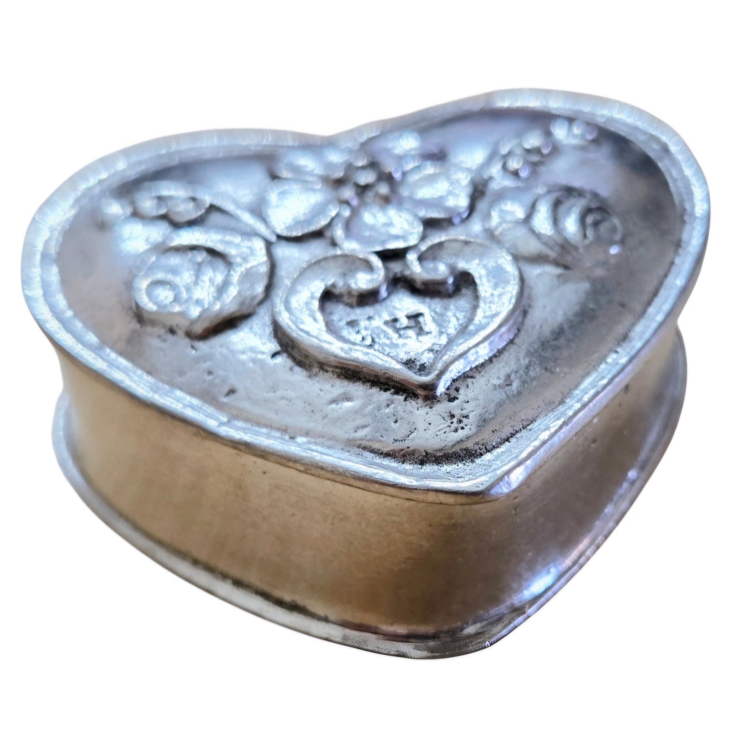 Vtg. *Pewter Heart Shape Trinket Box w/ Embossed Floral Lid (Kaufmann) 1980s