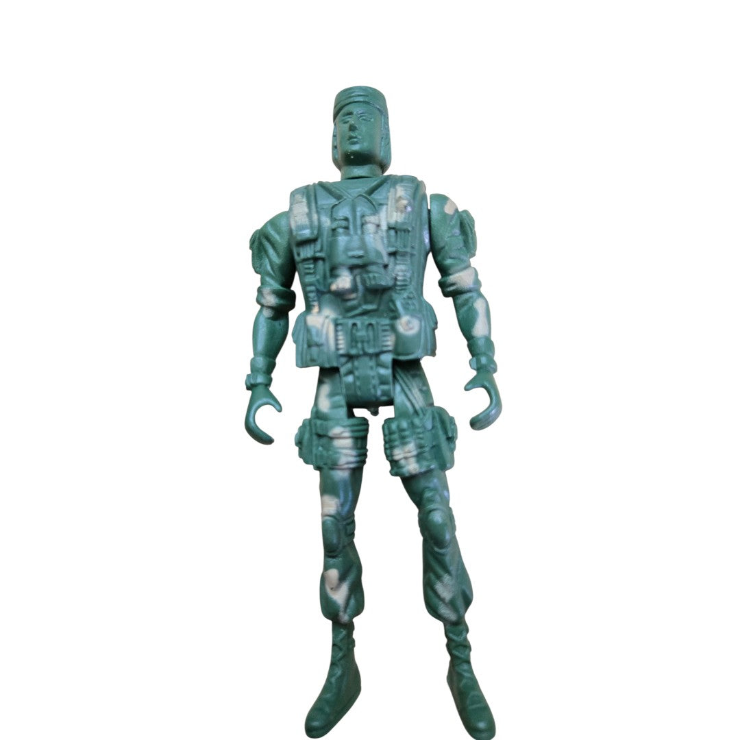 Set of 4 Green Camouflage Toy Soldier Action Figures - Plastic Military Men