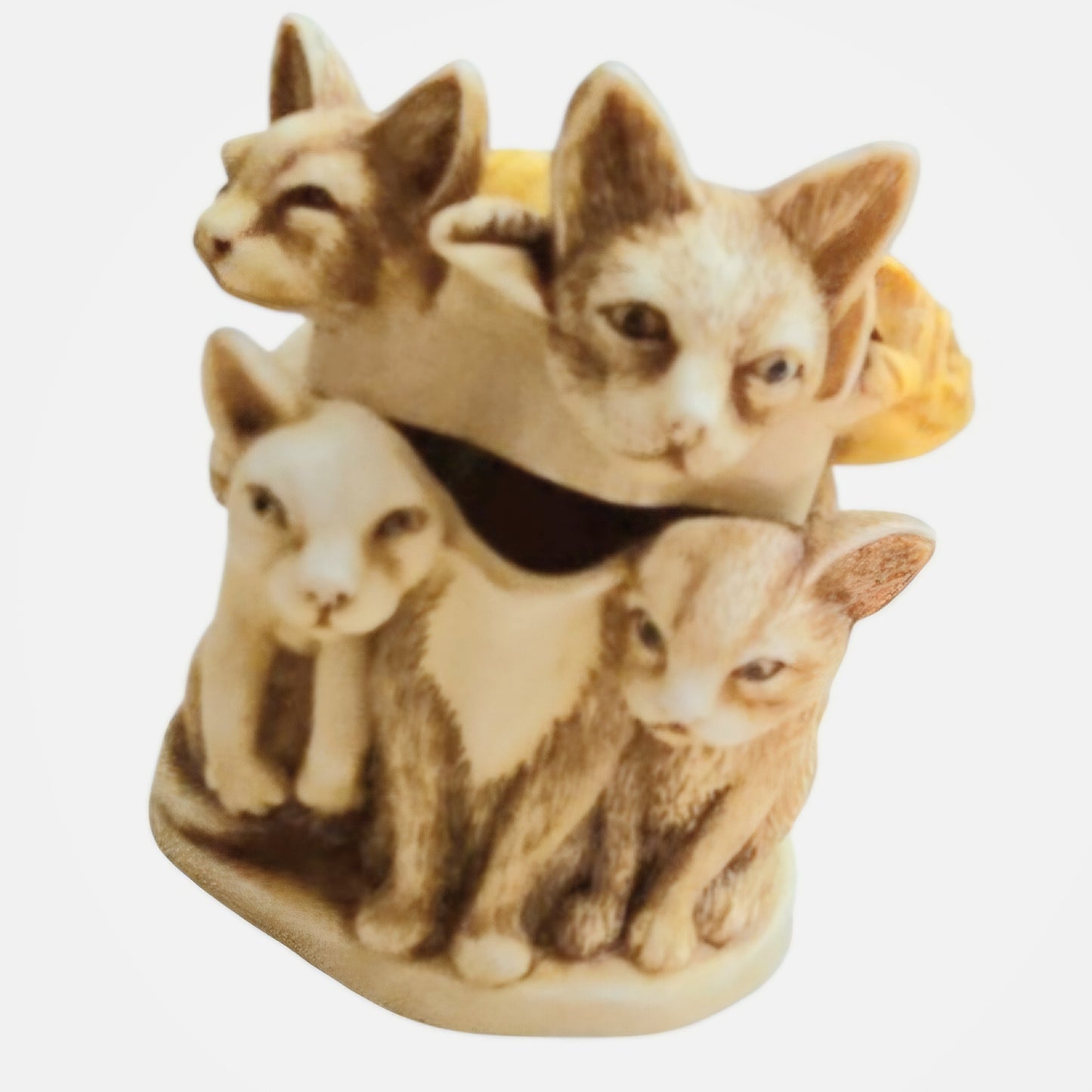 Vtg. (1995) Harmony Kingdom "FUR BALL" Cats Trinket Box Peter Calvesbert w/ Box