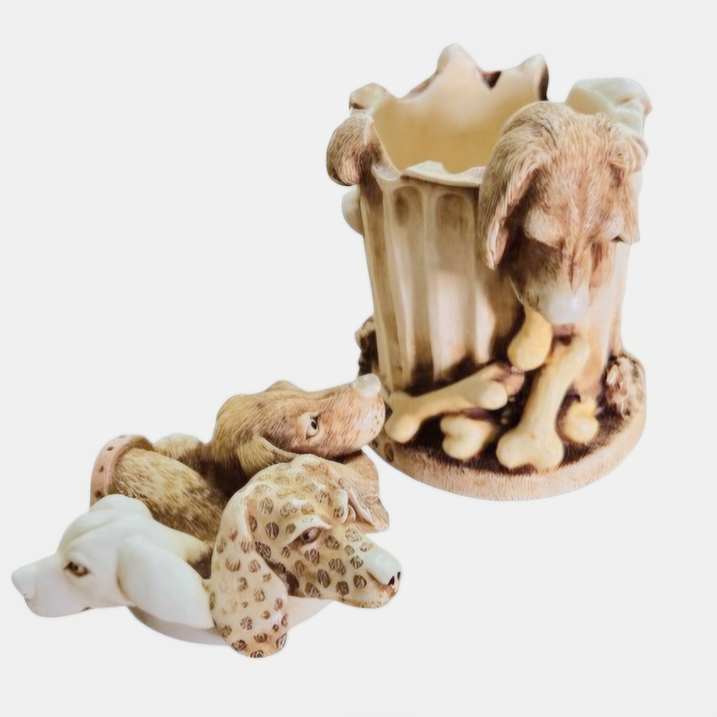 Harmony Kingdom "Nic Nac Paddy Whack" Dogs Trash Can Box Figurine IOB (1996)