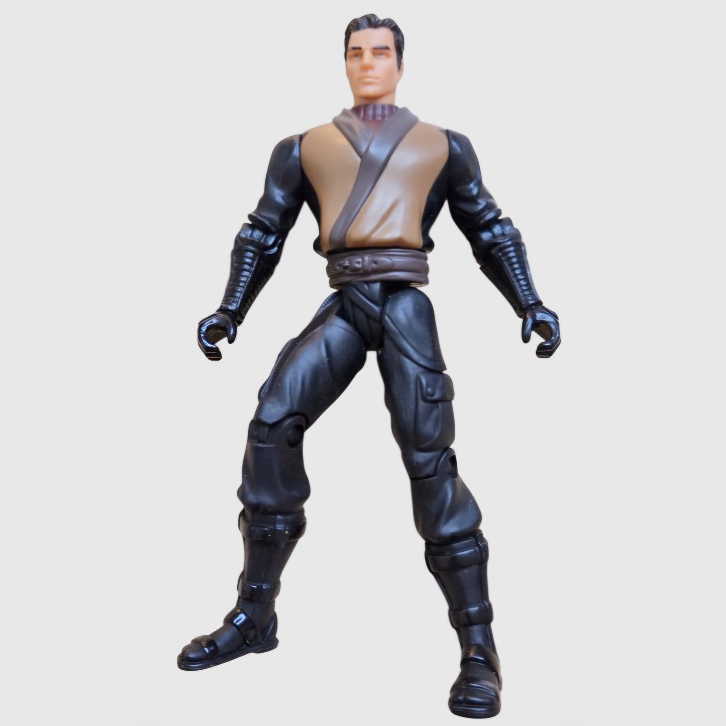 Mattel Batman Begins "NINJA BRUCE WAYNE" Action Figure (2005)