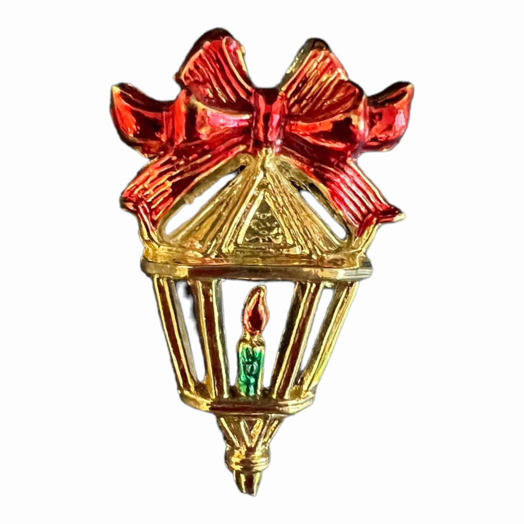 Holiday *Six (6) Beautiful Christmas Pins Broaches Kitty Puppy Wreath Lantern +