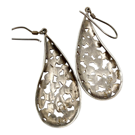 Beautiful *Sterling Silver. 925 Heart Design Drop Earrings