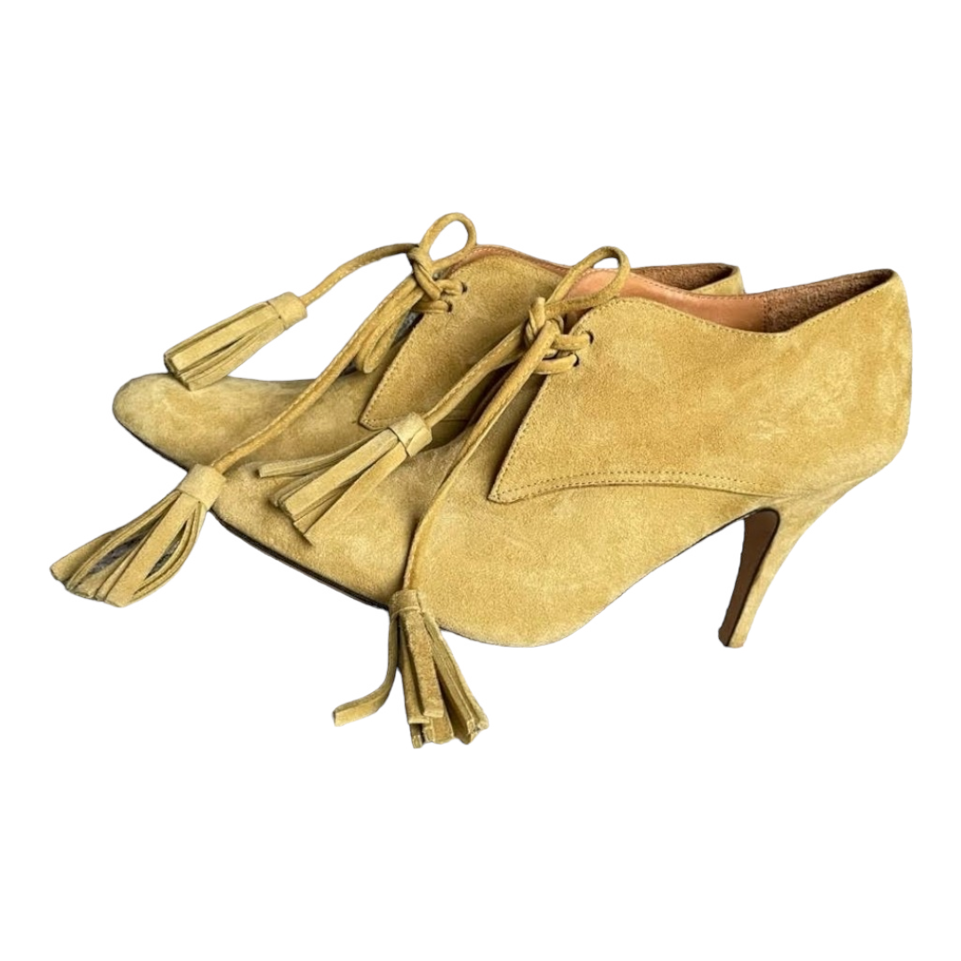 Vero Cuoio/Bettye Muller Roxy Yellow Suede Ankle Booties (sz 9.5)