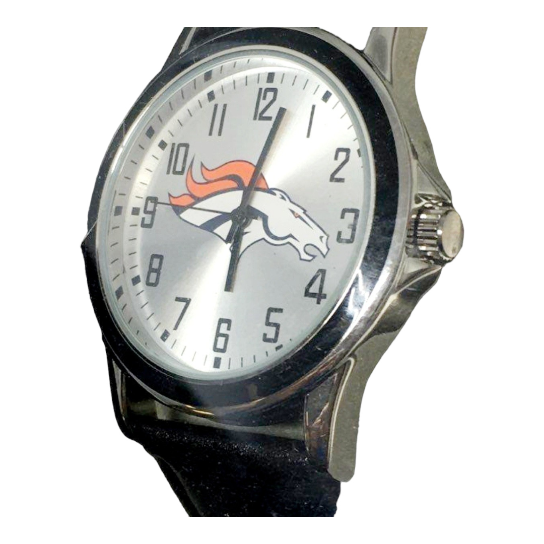 New *NFL Denver Broncos Leather Watch & Stainless Steel Flask Gift Set