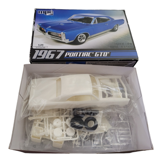 New *1967 Pontiac GTO Model Kit. MPC 1/25 Scale
