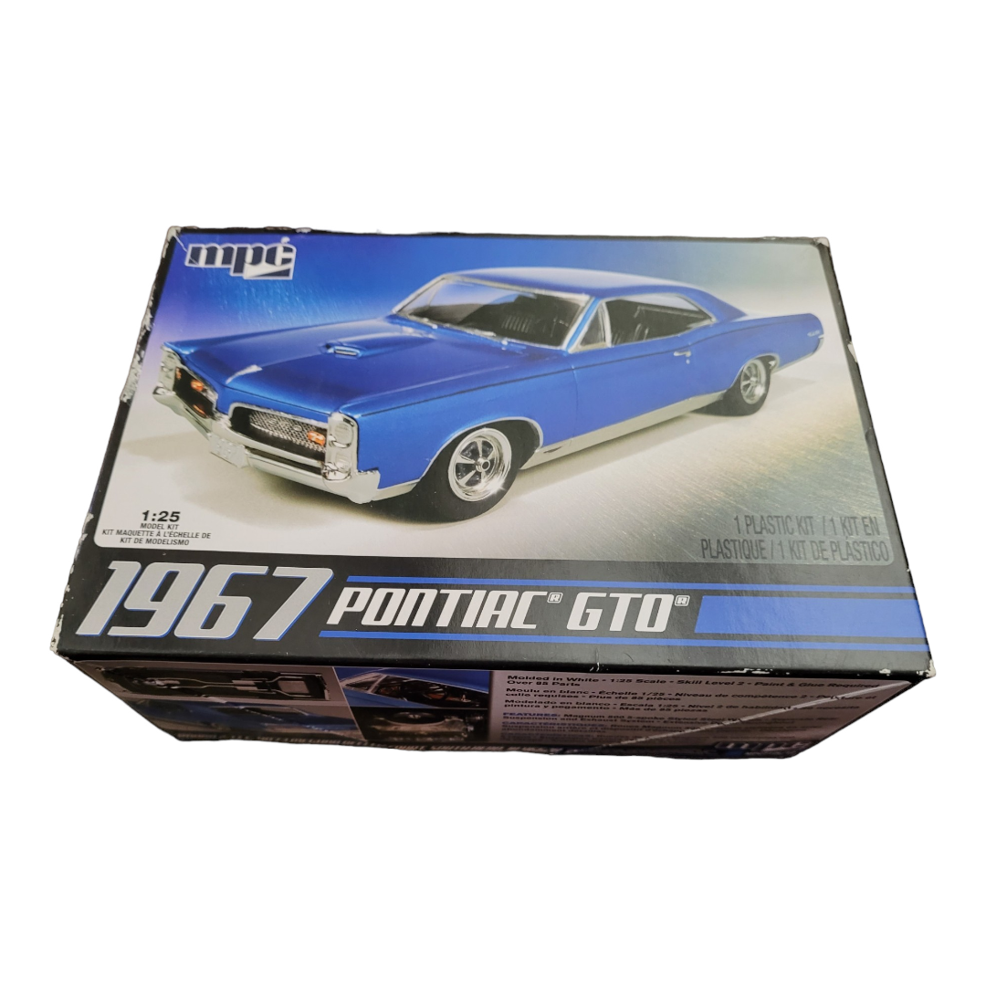 New *1967 Pontiac GTO Model Kit. MPC 1/25 Scale