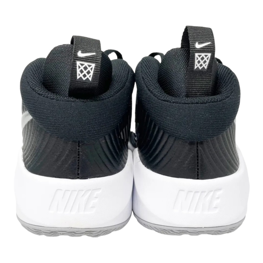 New *Nike Boys Team Hustle D9 Black/Gray Basketball Shoes (sz 4.5Y)