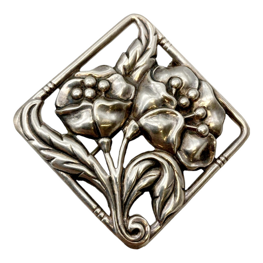 Beautiful *Sterling Silver Square Shaped Floral Broach Pin