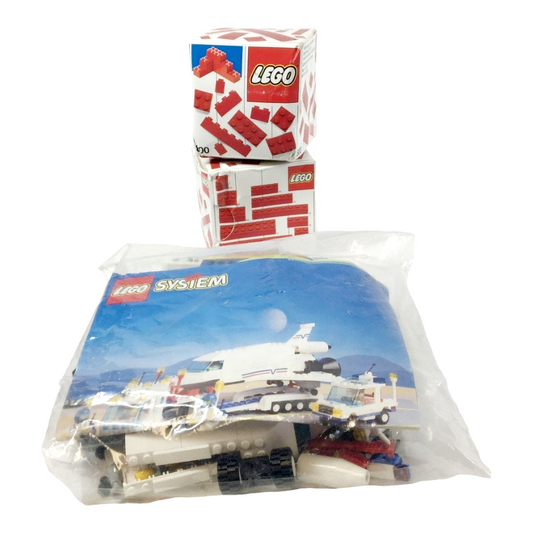 Vintage *Lego System #6346 Shuttle Launching Crew, Manual & 1600 Red Blocks