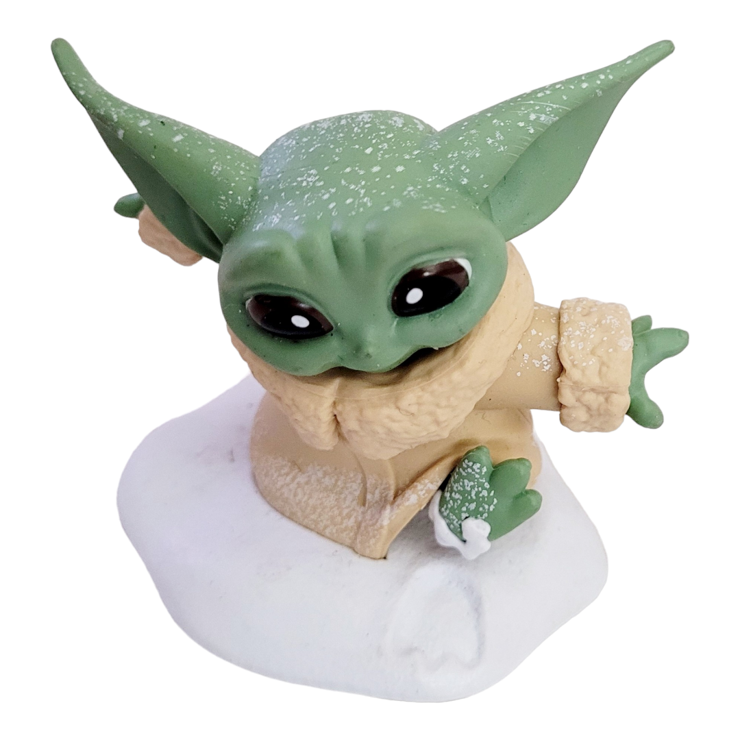 Star Wars Bounty Collection Series 4 Child 3" Figure: Snowy Walk Pose "Baby Yoda"