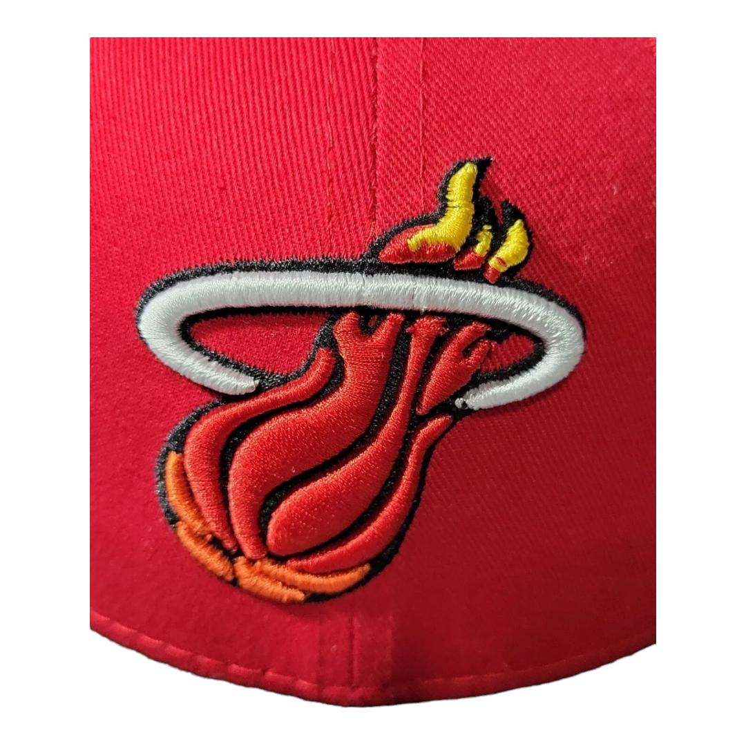 New Era 9Fifty NBA Miami Heat Basketball HWC Youth Adjustable Snapback