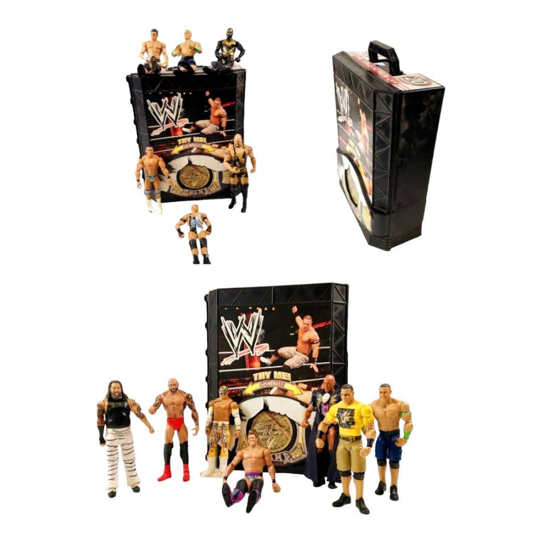 Portable WWE Carrier & 13 Assorted WWE Action Figures Wrestle Mania