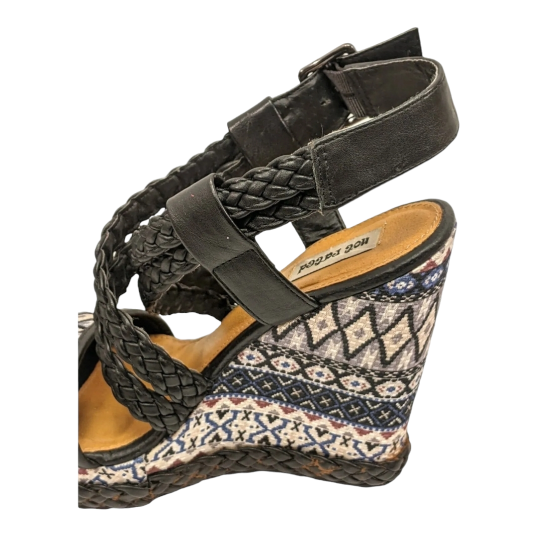 New *Women's Sandals Monaco Wedge Black White Platform German Sole Sz 8.5