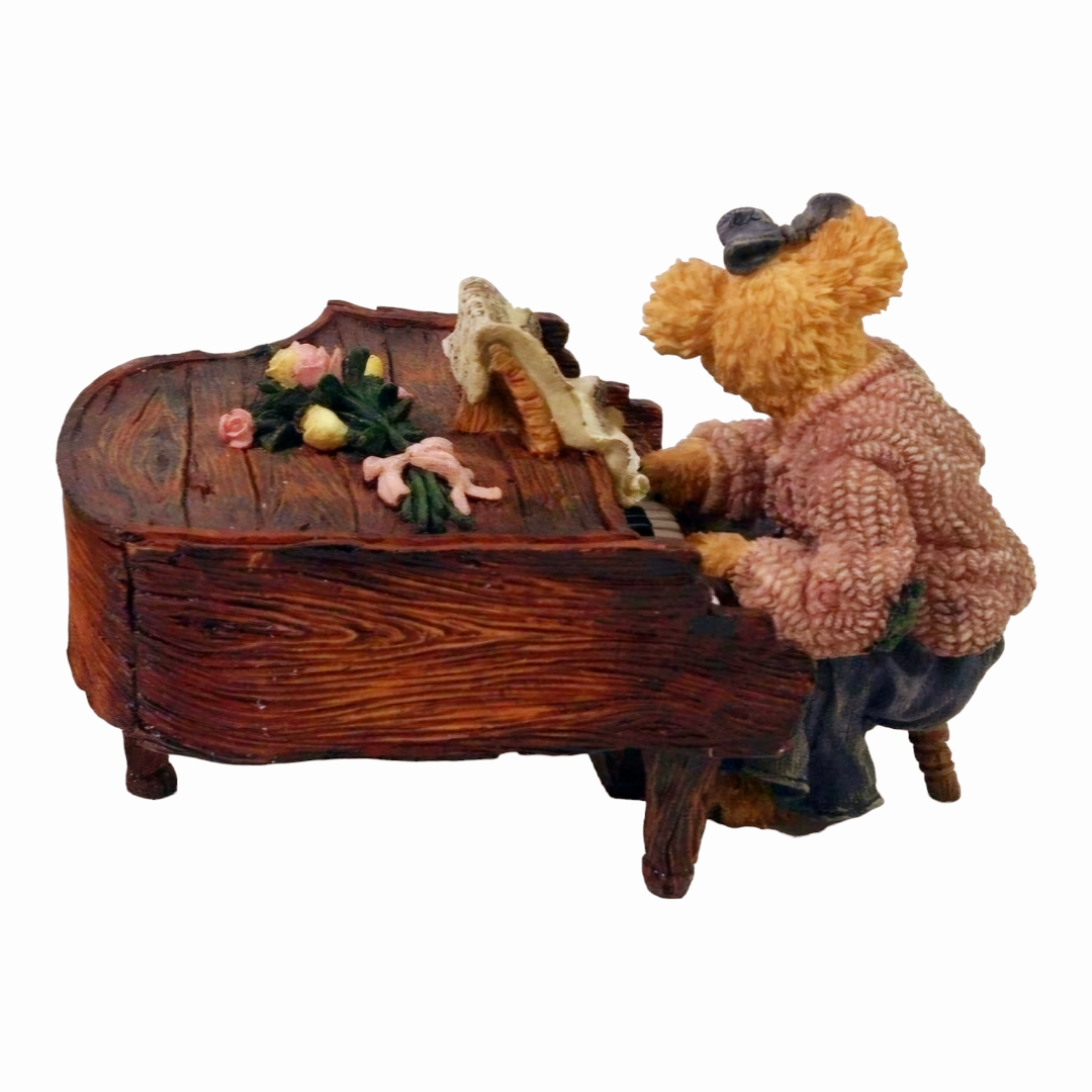 Boyds Bear Music Box #270102sf "I'd Like To Teach The World To Sing"(1971)