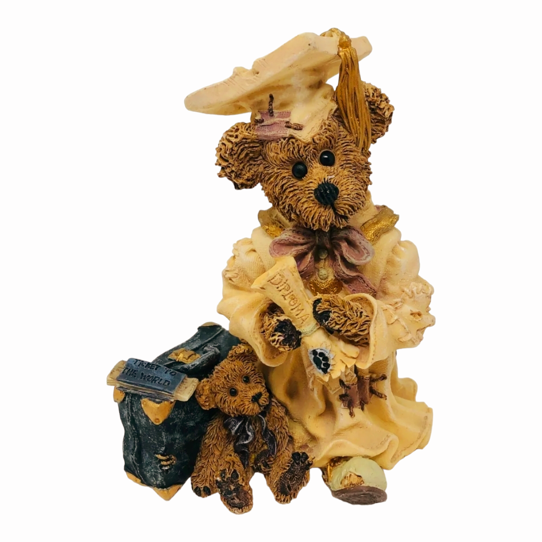 Boyds Bears & Friends Collectible Bear Figure: The Graduate Carpe-Diem (1997)