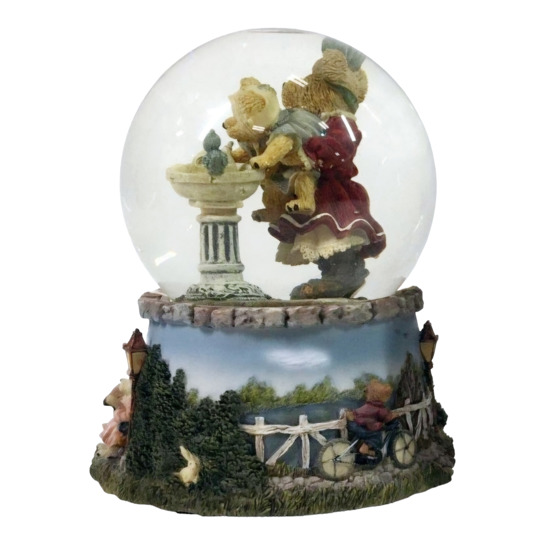 Boyds Bears & Friends "Lifted Up" Musical Globe #2792sf Tune: Help 1st Ed.