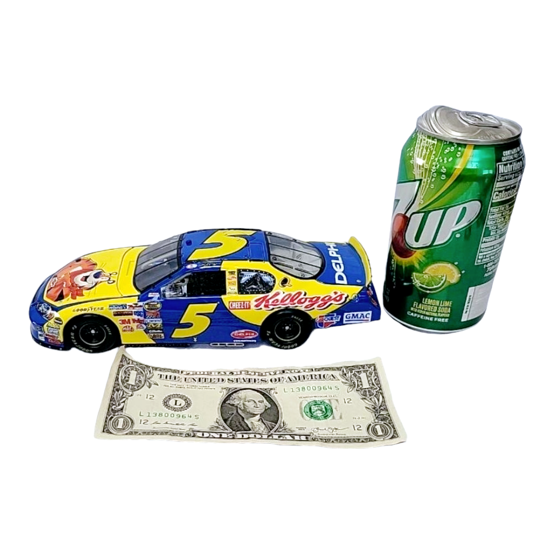 NIB *Kyle Busch, #05 Kellogs's, '05 Monte Carlo 1:24 Action Car NASCAR