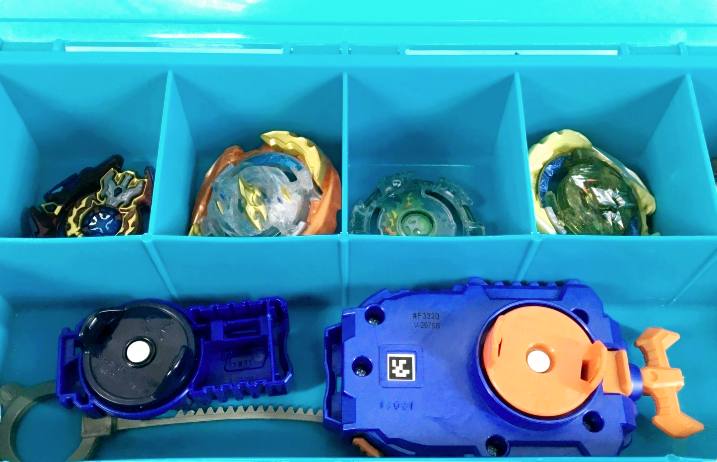 BEYBLADE *Storage Organizer w/ 30+ Beyblades + Components