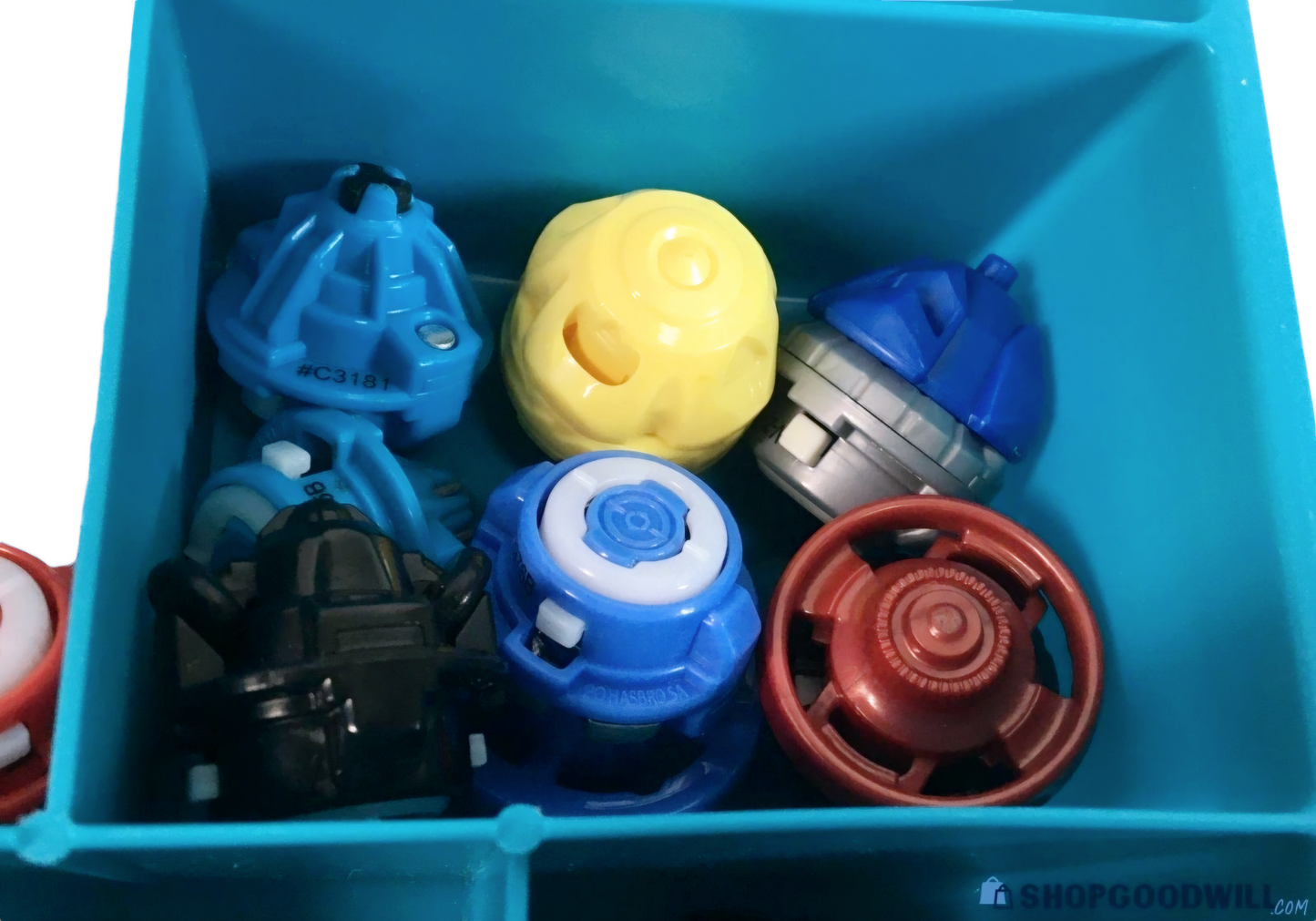 BEYBLADE *Storage Organizer w/ 30+ Beyblades + Components