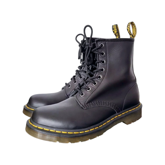 Great *Dr. Martens Original Black Genuine Leather AirWair Boots (Size: 10 Men/11 Women)