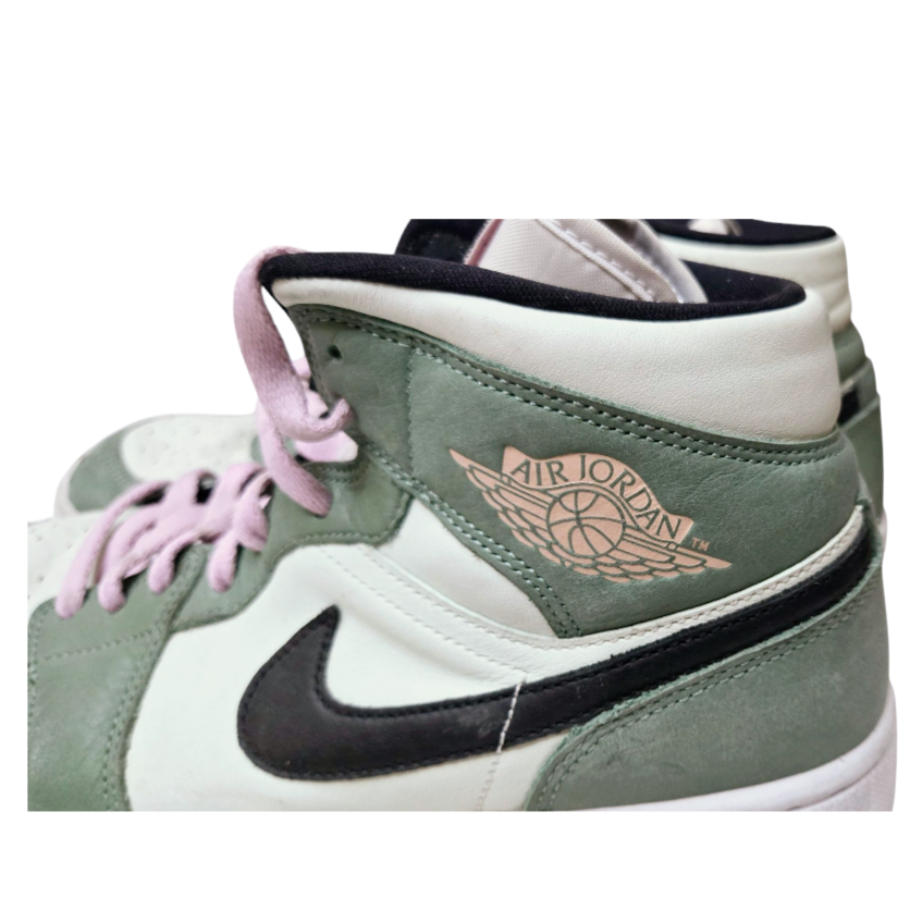 Nike *Women's Jordan 1 Mid Dutch Green/Black #CZ0774-3 (Sz/12)