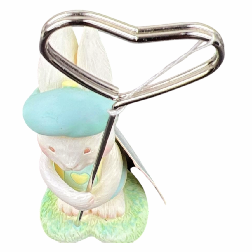 NWT *Hallmark Keepsake Four (4) Baby Bunny Figure Photo/Name Card/Note Holder