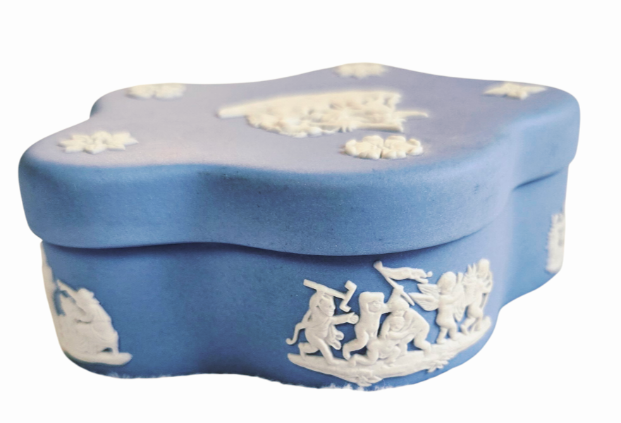 Wedgwood 2pc Scalloped Shaped Pegasus Greek Jasperware Box