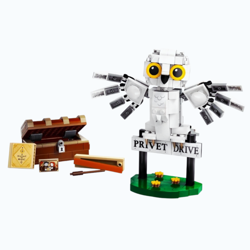 NIB *Lego HARRY POTTER Hedwig @ Privet Drive #76425