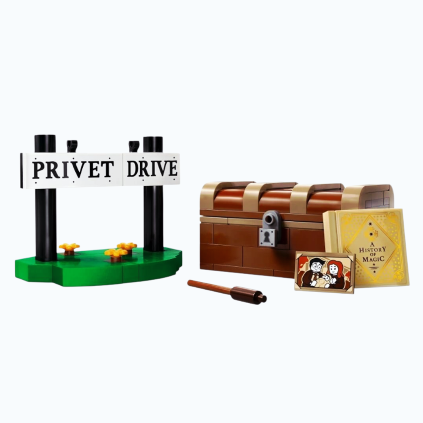 NIB *Lego HARRY POTTER Hedwig @ Privet Drive #76425