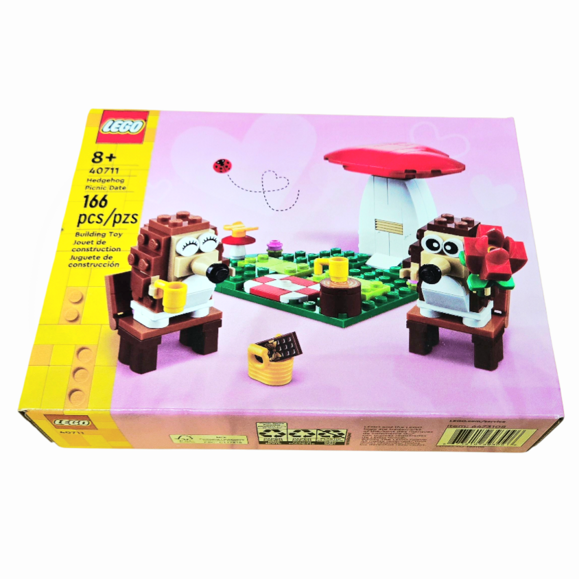 NIB *Lego #40711 "Hedgehog Picnic Date"  (166-pcs)