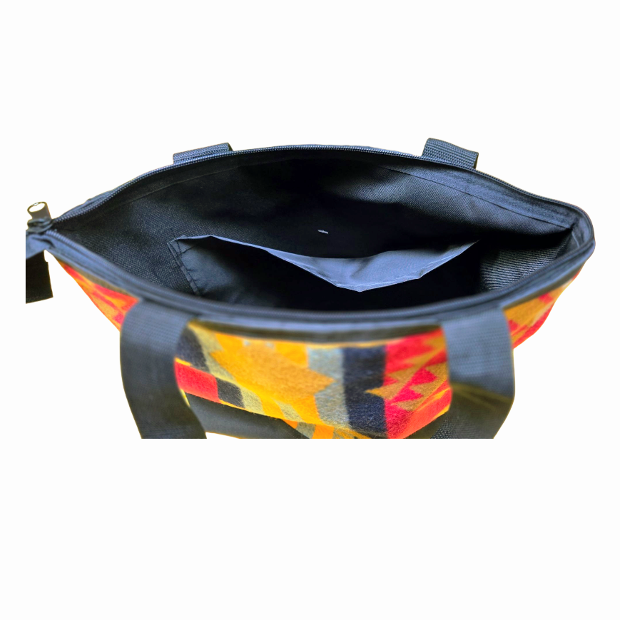 NWT *Southwest Native Designed Dual Pattern Zipper Tote HandBag by Thompson