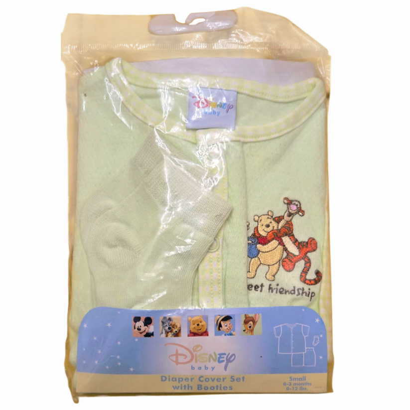 NIP *Winnie-the-Pooh 6pc Collection: Cover Set, Hoodie, Burp, Teether, Bath Cap, Clips +