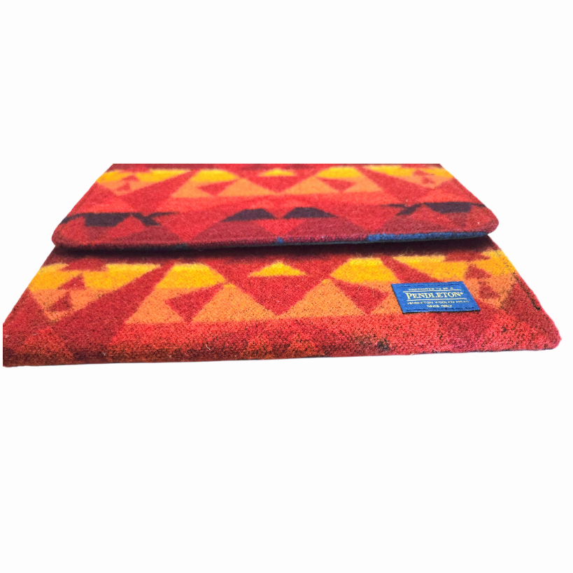 NWT *Red Pendleton Southwestern Woolen Mills - Electronic Tablet Case Holder