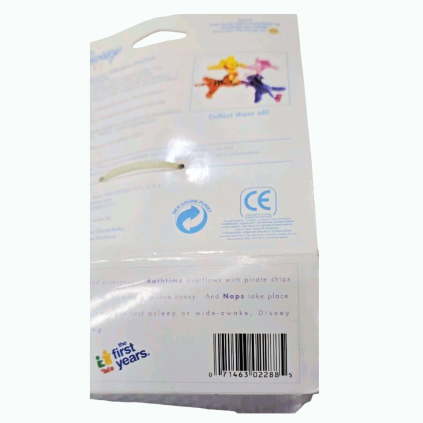 NIB *Vintage 2001 Disney Baby POOH Magnetic Rattling Friend