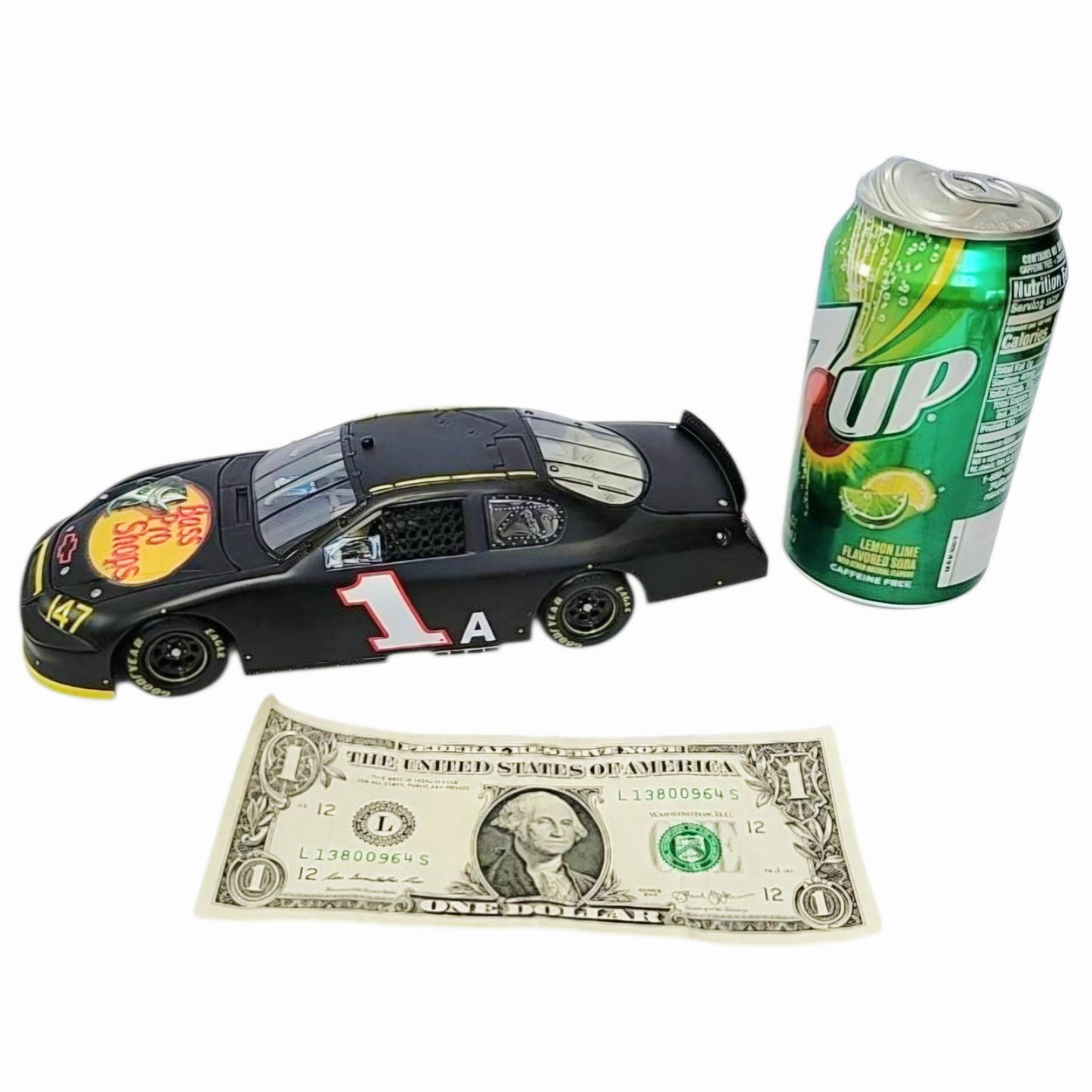 Autographed *Martin Truex Jr #1 Bass Pro Shops "Track Tested" 2006 1/24 Diecast Signed Roof