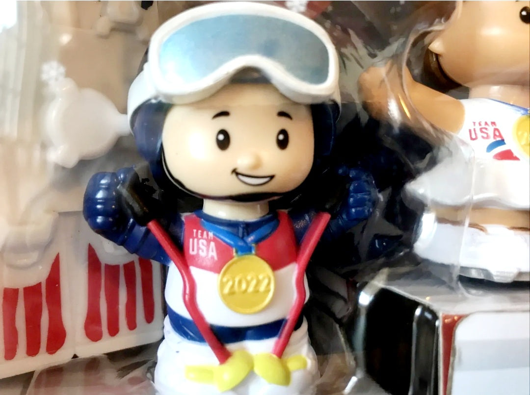 NEW *Fisher-Price Little People Collector TEAM USA 2022 WINTER OLYMPICS