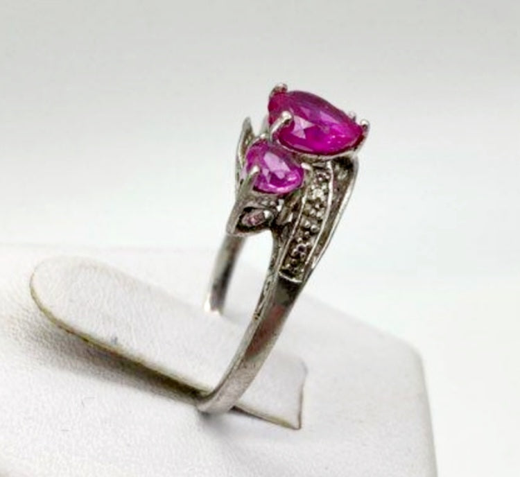 Beautiful *Sterling Silver & Pink Sapphire Hearts Ring (size 7)