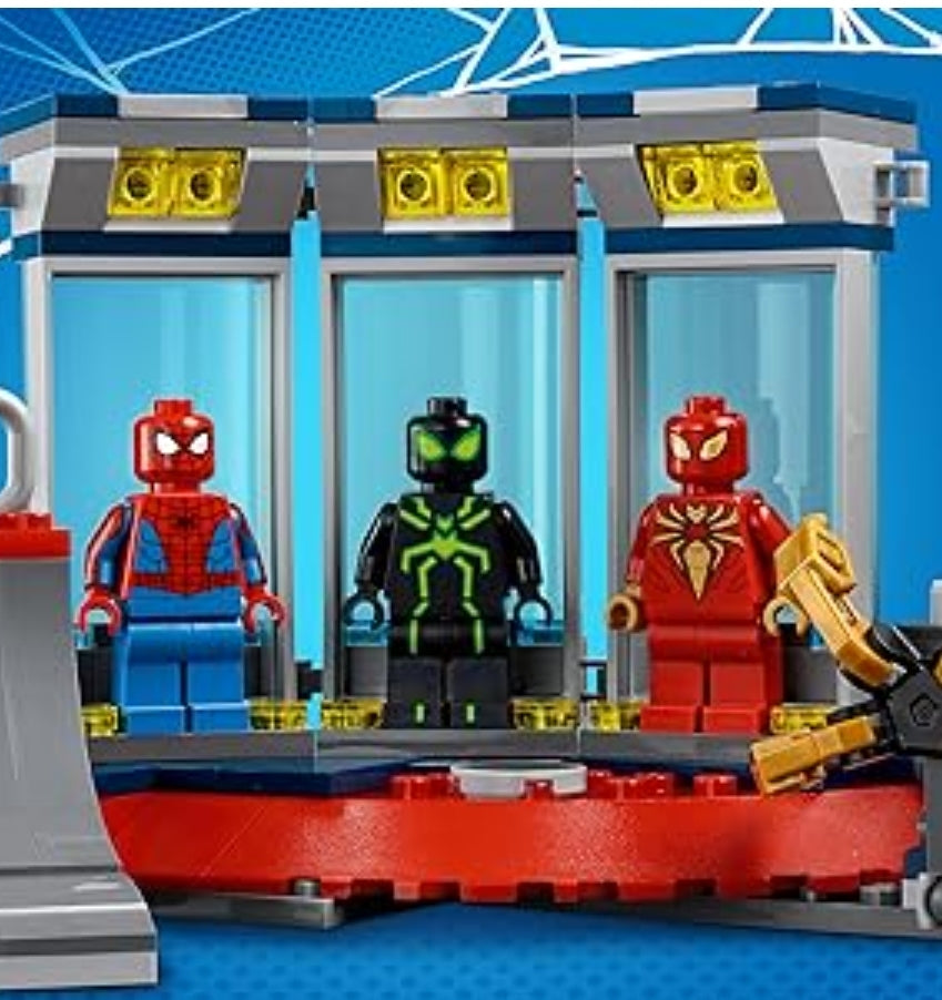 NIB *Lego Marvel Spider-man Attack on the Spider Lair #76175 (446pcs.) + Minifigs